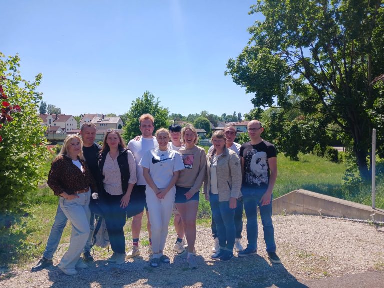 Erste Treffen yzobrazhenye whatsapp 2025 05 11 v 12.15.42 58344683